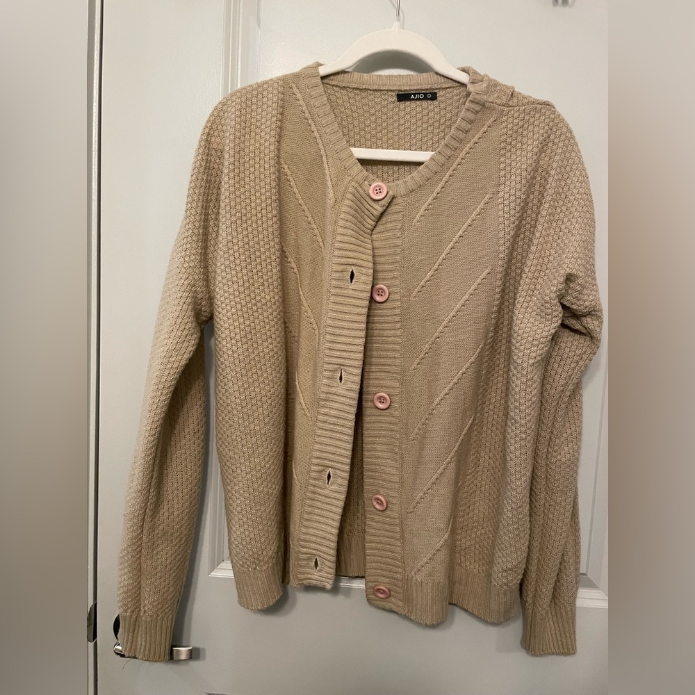 Beige knitty cardigan (L-XL)